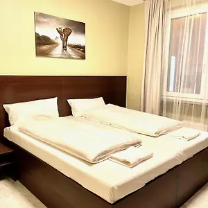 Star Hotell