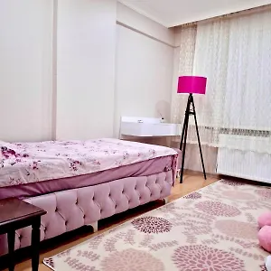 Barbie - Girls Only Istanbul